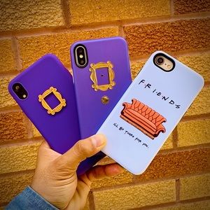 3 DESIGNS FRIENDS Fans iPhone Cases Couch Peephole